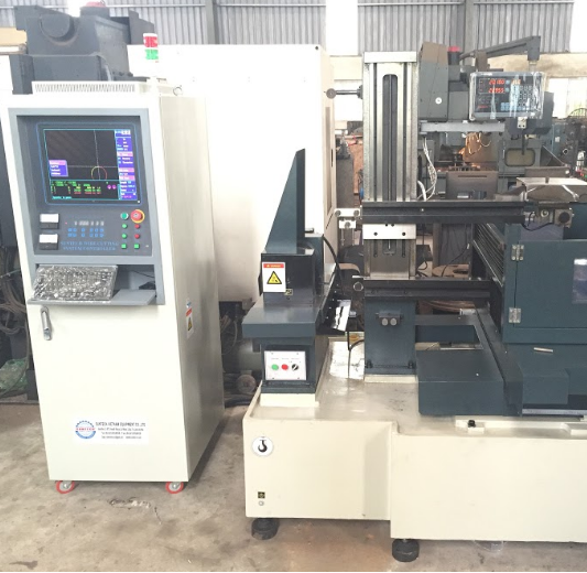 Máy cắt dây CNC ST5063E-S